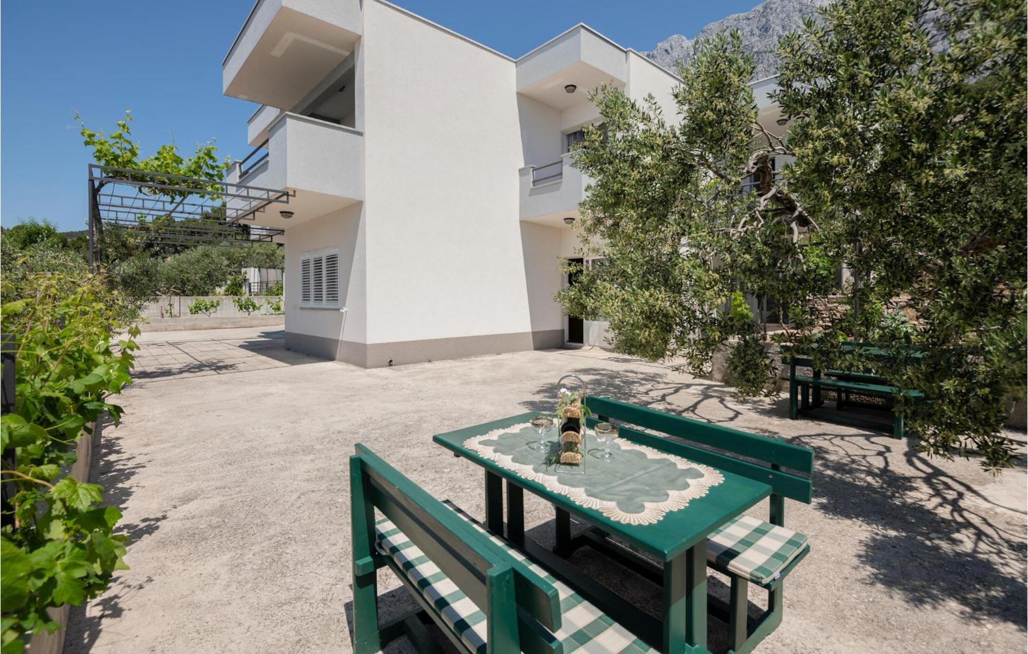 Cozy Apartment In Makarska With Wifi Zewnętrze zdjęcie